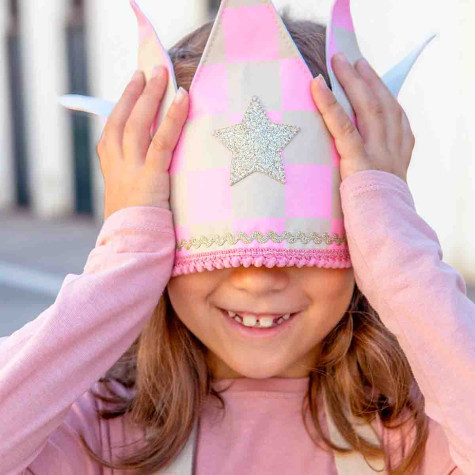 Couronne rose avec étoile