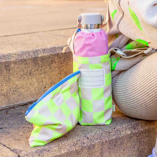 Porte-bouteilles vert en forme d'échiquier